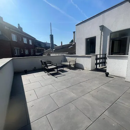 Stilvolle In Brand Mit Terrasse דירה אאכן