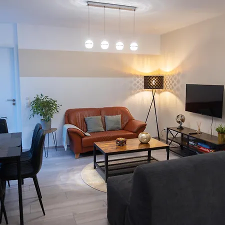 Stilvolle In Brand Mit Terrasse Aquisgrà