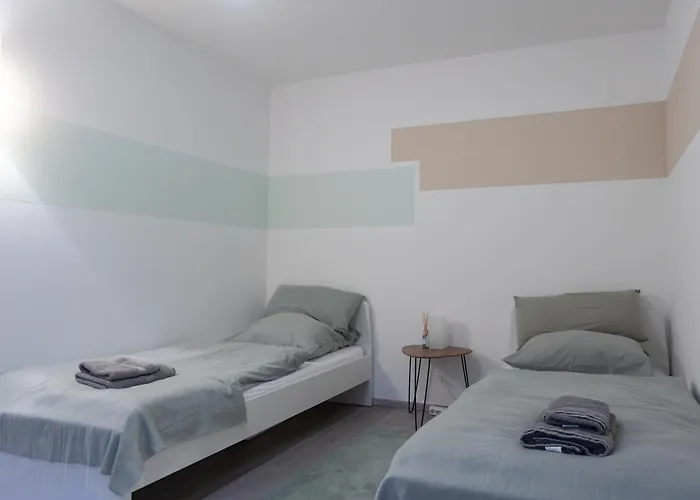 Stilvolle In Brand Mit Terrasse Apartman *