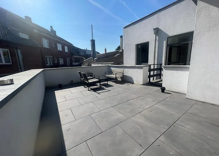 Stilvolle In Brand Mit Terrasse דירה אאכן