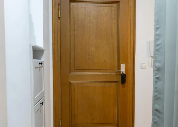 Stilvolle In Brand Mit Terrasse *